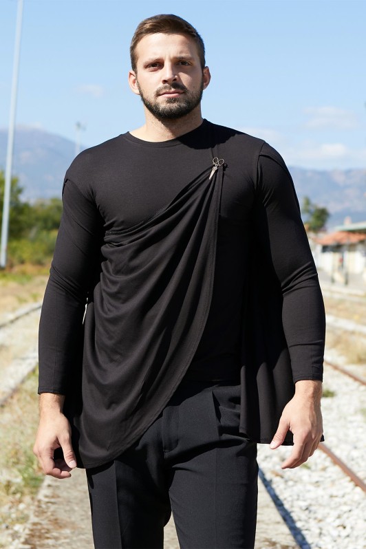 HERMES II BLACK LONG SLEEVE T-SHIRT WITH CAPE