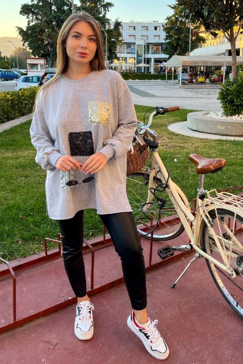Oversized γυναικεία φούτερ με διακοσμητικές παγιέτες