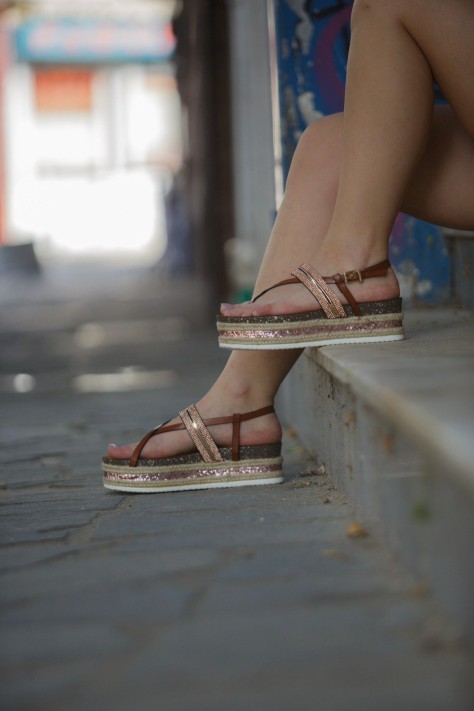 Flatform Γυναικεία Πέδιλα Με Λουράκια