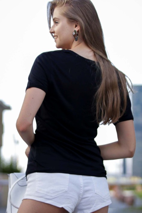 Μαύρο Γυναικείο Κοντομάνικο T-Shirt Chiccy
