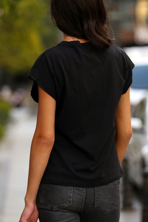 Μαύρο Γυναικείο Κοντομάνικο T-Shirt Chiccy