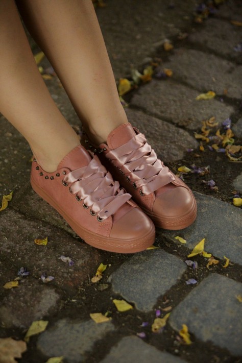 Γυναικεία Ροζ Sneakers Με Σατέν Κορδόνια